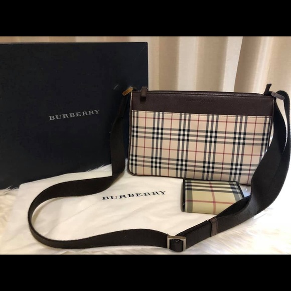Burberry - Picture 4 of 4